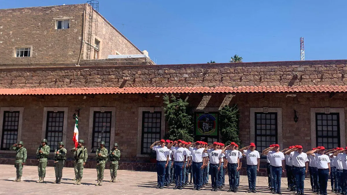 143 jóvenes conscriptos del Servicio Militar Nacional  (1)